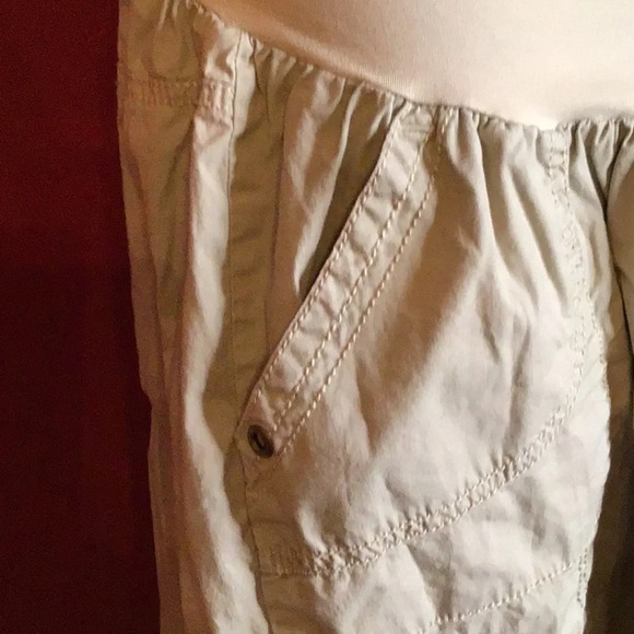 TWO HEARTS MATERNITY SHORTS SIZE 2X - Picture 5 of 5